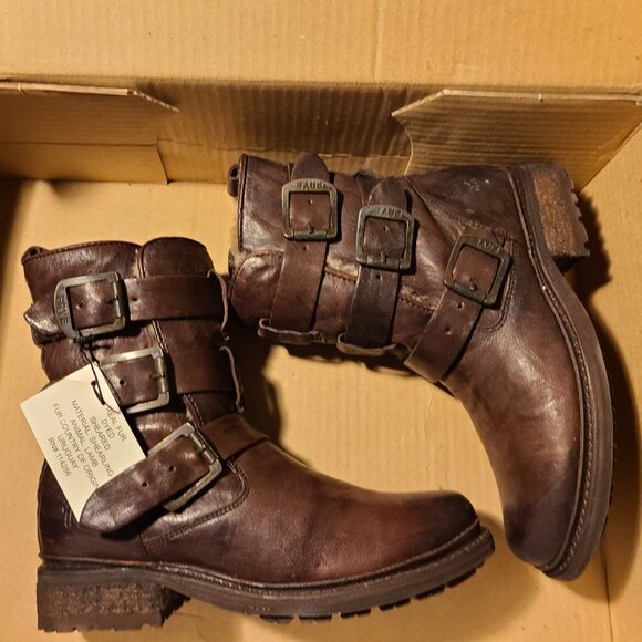 frye shearling lined boots